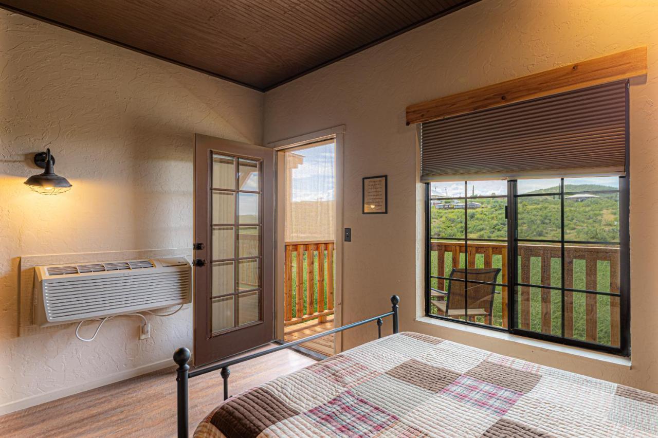 Miners Cabin #4 - King Bed - Private Balcony With Views Tombstone Luaran gambar